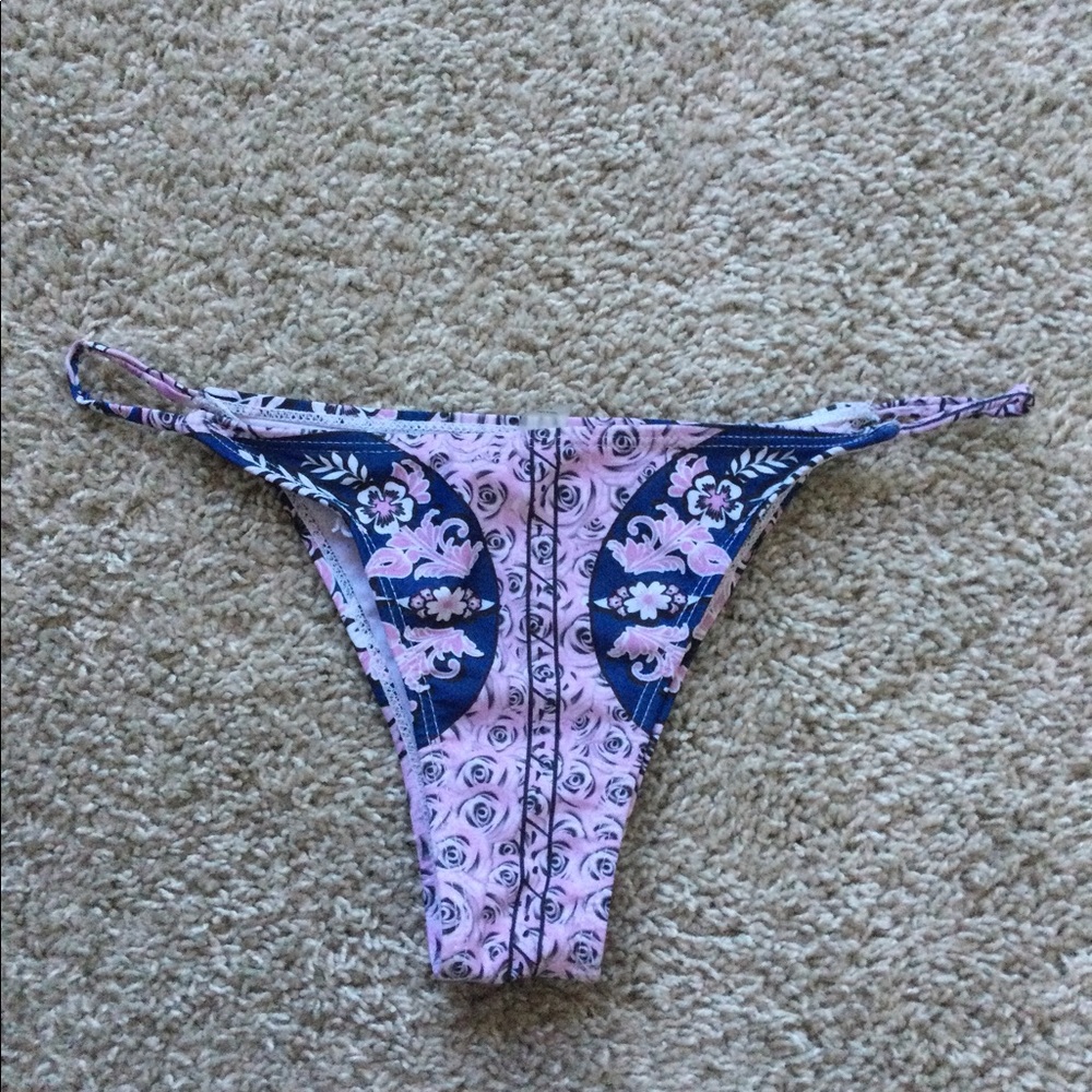 🔥🔥HOST PIC🔥🔥 Floral Bikini - Picture 14 of 16